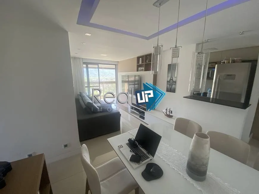 Foto 1 de Apartamento com 3 Quartos à venda, 82m² em Recreio Dos Bandeirantes, Rio de Janeiro