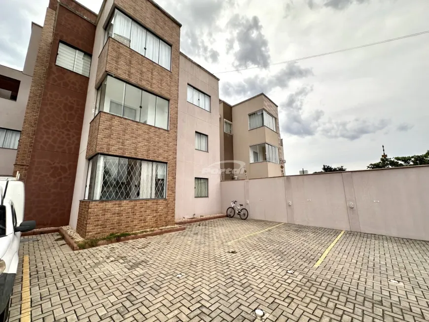 Foto 1 de Apartamento com 2 Quartos para alugar, 55m² em Itacolomi, Balneário Piçarras