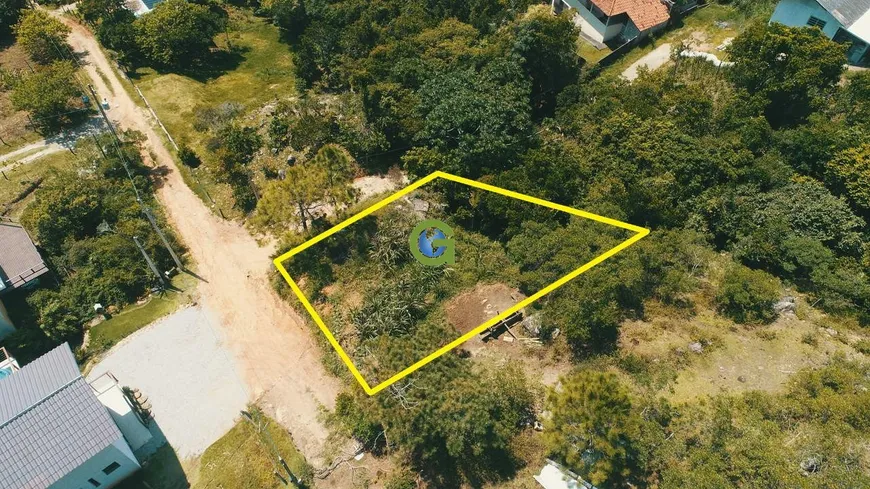 Foto 1 de Lote/Terreno à venda, 391m² em Praia da Gamboa, Garopaba