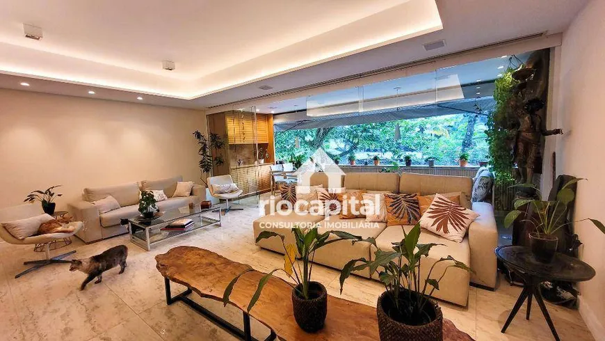 Foto 1 de Apartamento com 4 Quartos à venda, 170m² em Jardim Oceanico, Rio de Janeiro