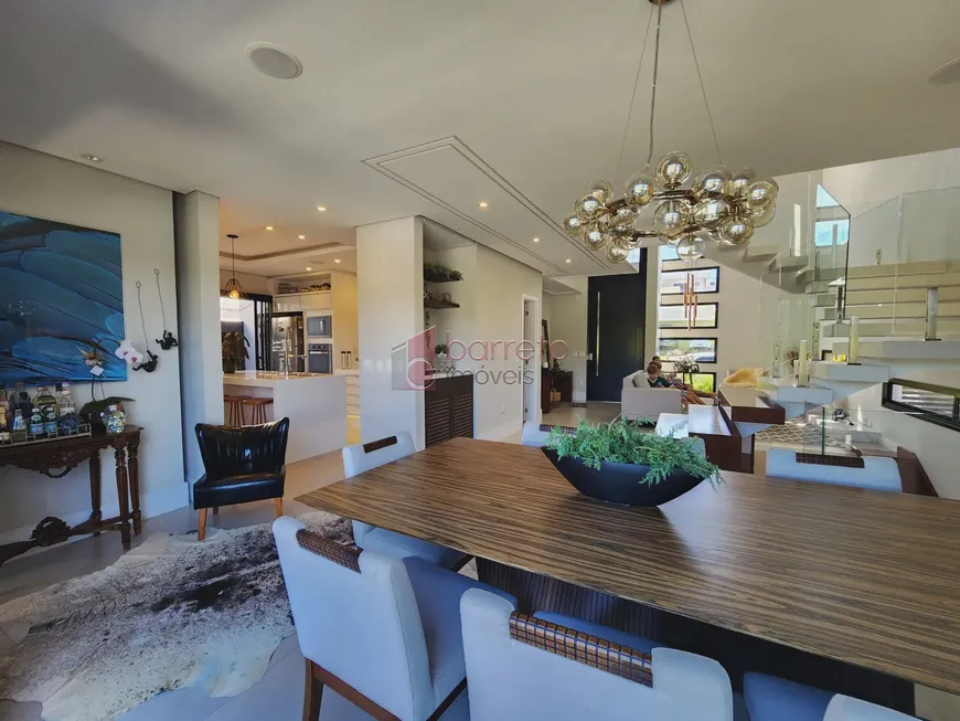Foto 1 de Casa com 4 Quartos à venda, 360m² em Condominio Santa Isabel, Louveira