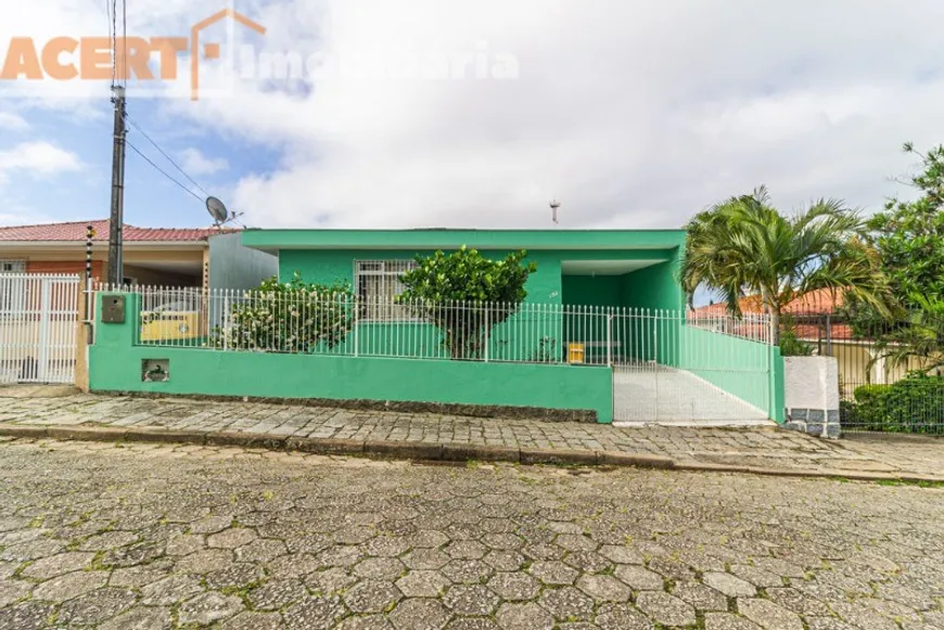 Foto 1 de Casa com 4 Quartos à venda, 184m² em Capoeiras, Florianópolis