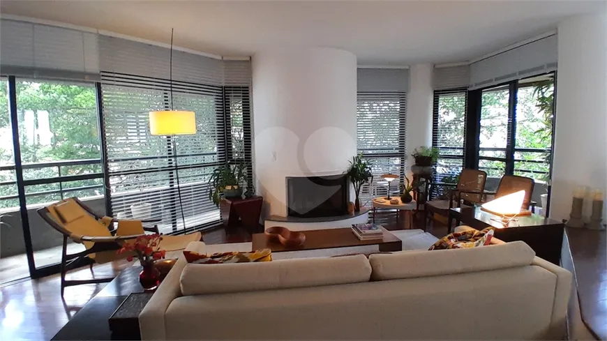 Foto 1 de Apartamento com 3 Quartos à venda, 220m² em Perdizes, São Paulo