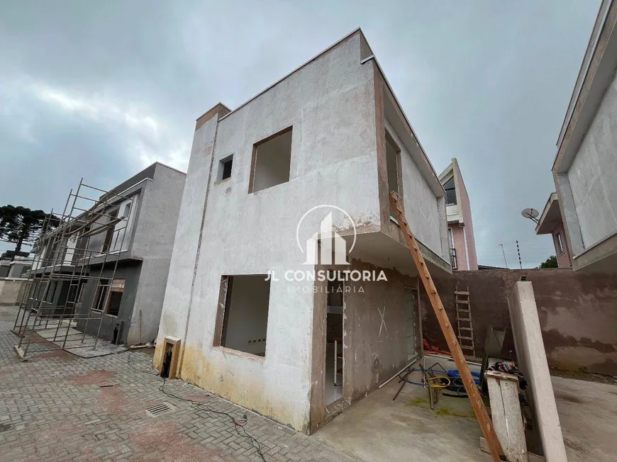 Foto 1 de Sobrado com 2 Quartos à venda, 67m² em Alto Boqueirão, Curitiba