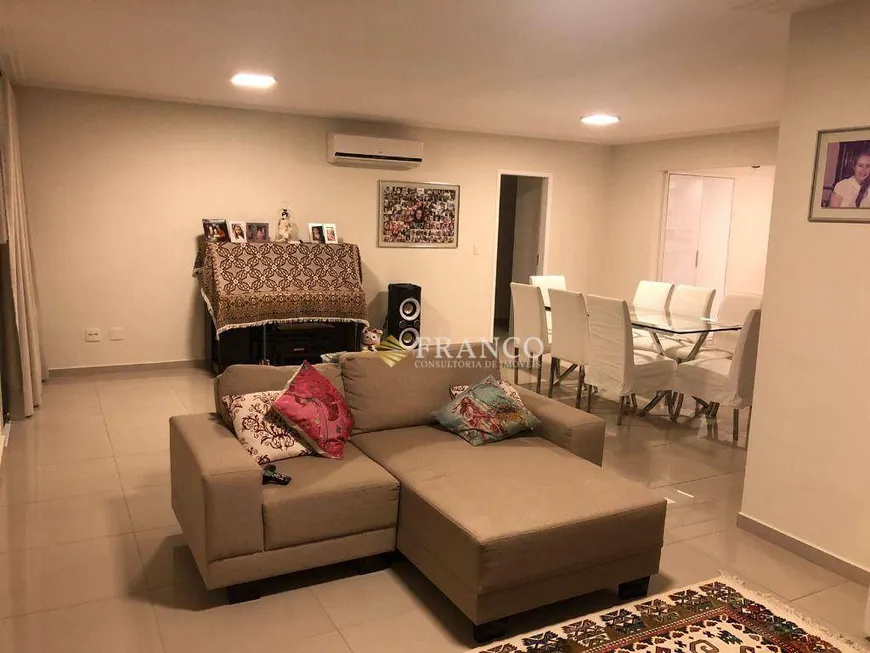 Foto 1 de Apartamento com 3 Quartos à venda, 160m² em Barranco, Taubaté