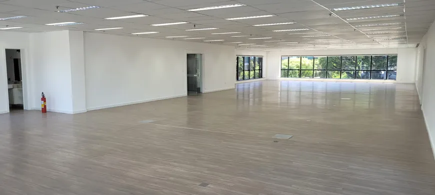 Foto 1 de Sala Comercial para alugar, 400m² em Vila Olímpia, São Paulo