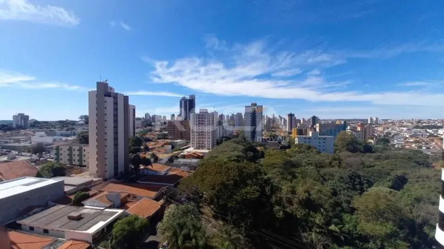 Foto 1 de Apartamento com 4 Quartos para venda ou aluguel, 231m² em Jardim Bethania, São Carlos