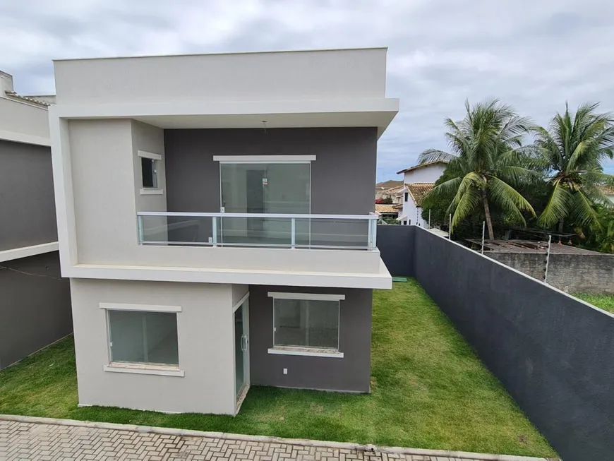 Foto 1 de Casa de Condomínio com 4 Quartos à venda, 120m² em Buraquinho, Lauro de Freitas