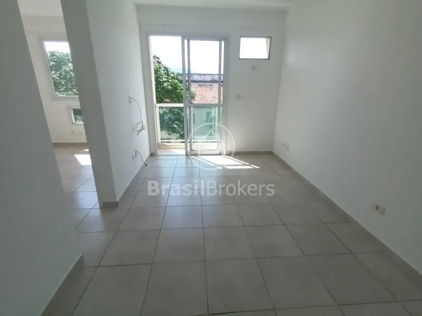 Foto 1 de Apartamento com 2 Quartos à venda, 47m² em Bangu, Rio de Janeiro