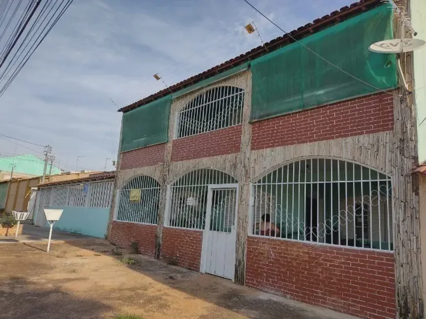 Foto 1 de Casa com 5 Quartos à venda, 200m² em Setor Residencial Leste, Brasília