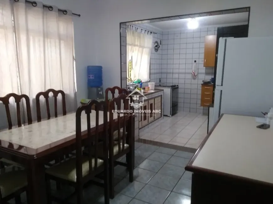 Foto 1 de Casa com 2 Quartos à venda, 190m² em Parque Capuava, Santo André