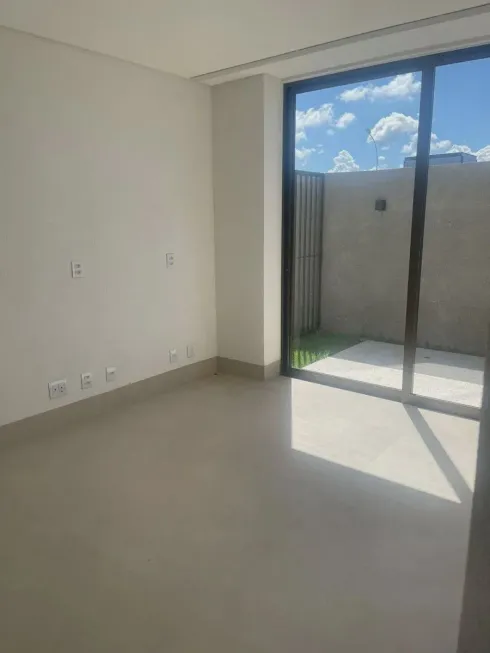 Foto 1 de Casa com 3 Quartos à venda, 200m² em Embaré, Santos