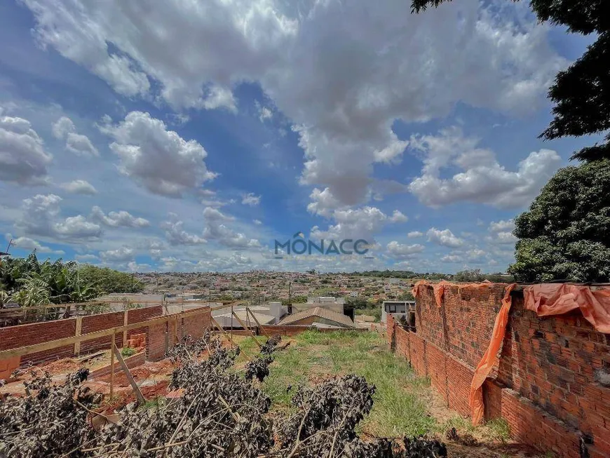 Foto 1 de Lote/Terreno à venda, 250m² em Colinas, Londrina
