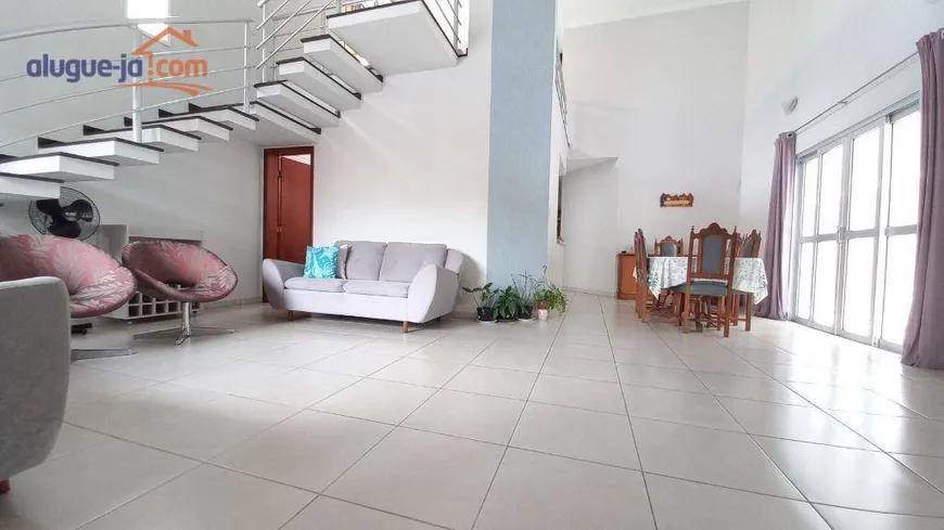 Foto 1 de Casa com 4 Quartos à venda, 270m² em Jardim Terras de Sao Joao, Jacareí