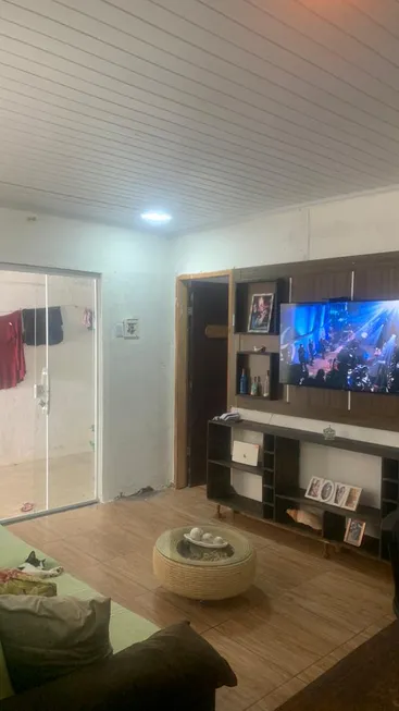 Foto 1 de Casa com 2 Quartos à venda, 110m² em Aquariús, Cabo Frio