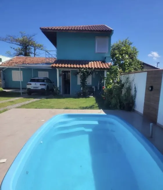 Foto 1 de Casa com 3 Quartos para alugar, 250m² em Barra do Sai, Itapoá