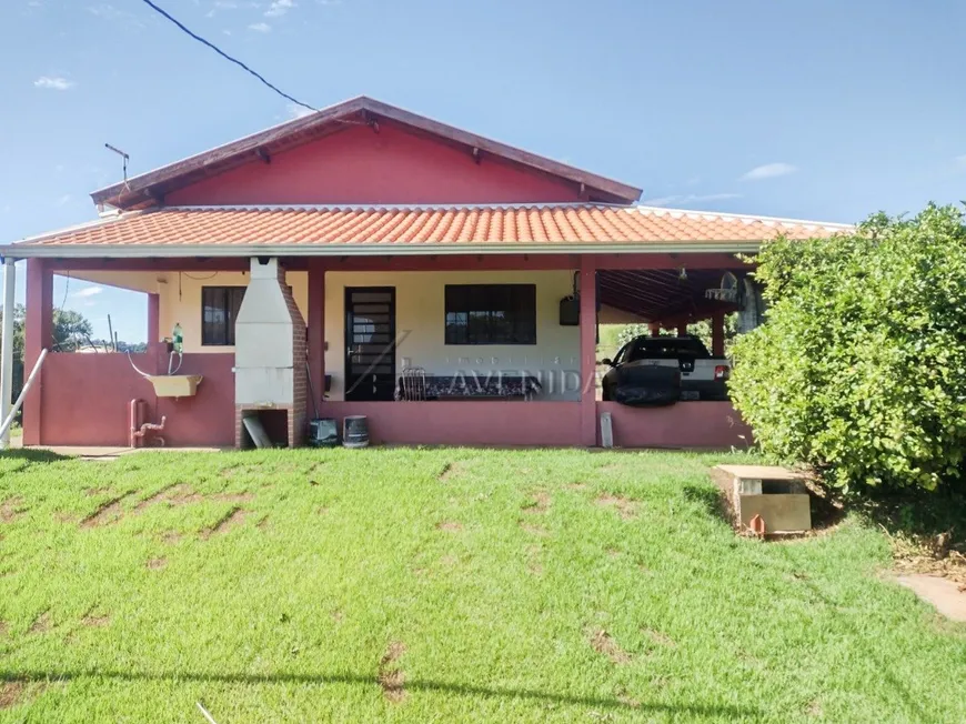 Foto 1 de Fazenda/Sítio com 3 Quartos à venda, 140m² em Coroados, Londrina