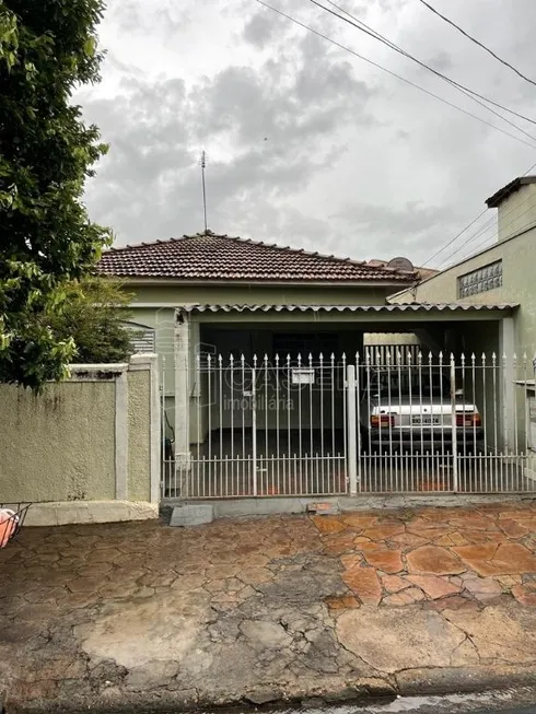 Foto 1 de Casa com 3 Quartos à venda, 199m² em Vila Xavier, Araraquara