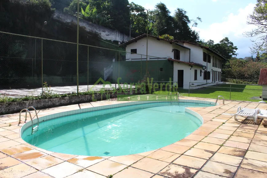 Foto 1 de Casa com 5 Quartos à venda, 500m² em Correas, Petrópolis
