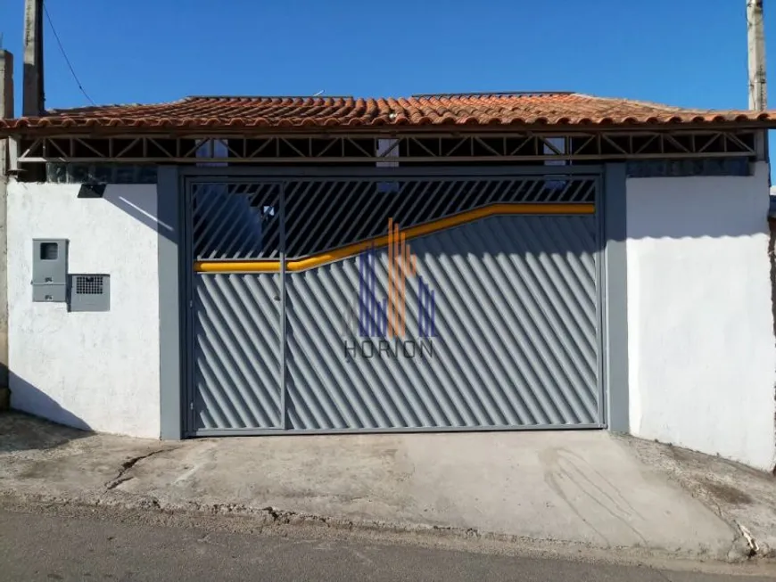 Foto 1 de Casa com 2 Quartos à venda, 240m² em Conjunto Residencial Araucaria, Jacareí