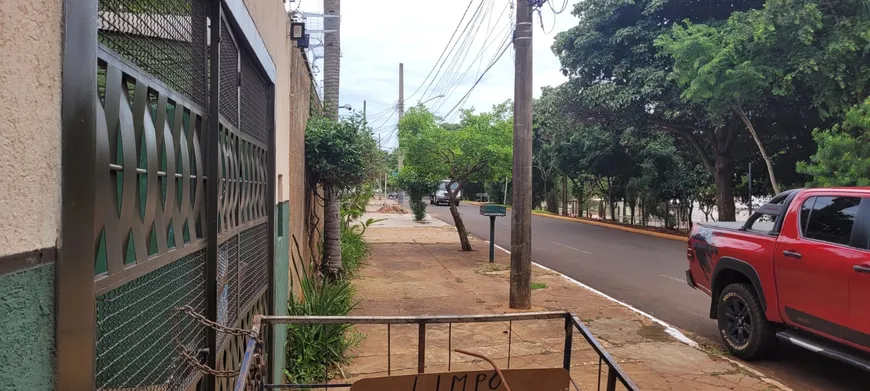 Foto 1 de Casa com 2 Quartos à venda, 93m² em Amambaí, Campo Grande