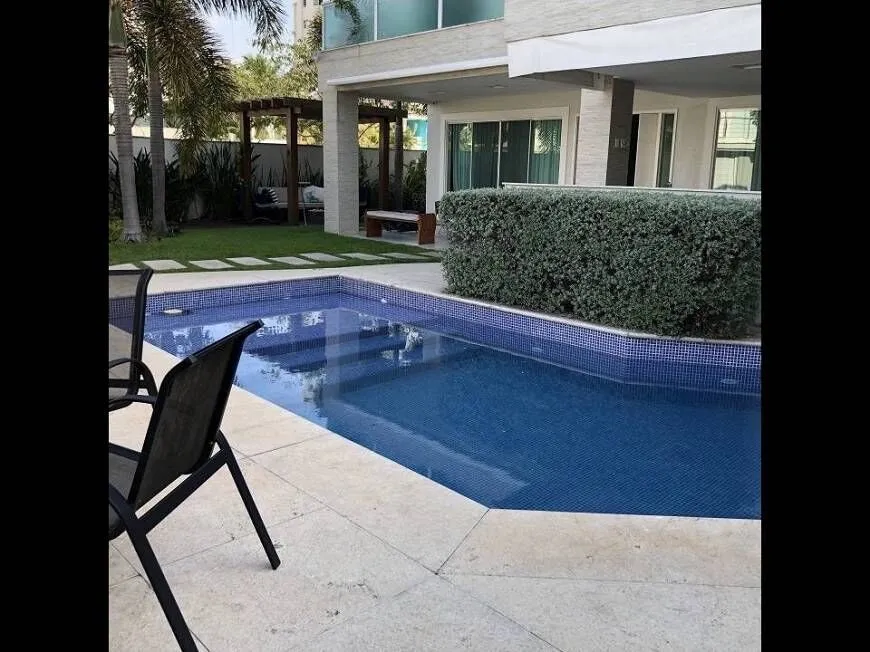 Foto 1 de Casa de Condomínio com 6 Quartos à venda, 470m² em Barra da Tijuca, Rio de Janeiro