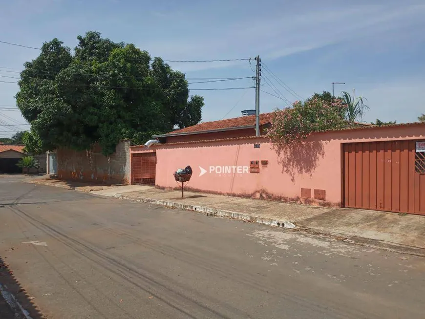 Foto 1 de Casa com 5 Quartos à venda, 150m² em Jardim Mariliza, Goiânia