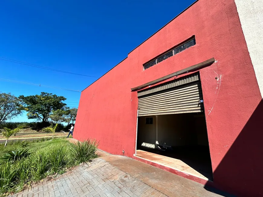 Foto 1 de Galpão/Depósito/Armazém para alugar, 120m² em Conjunto Farid Libos, Londrina