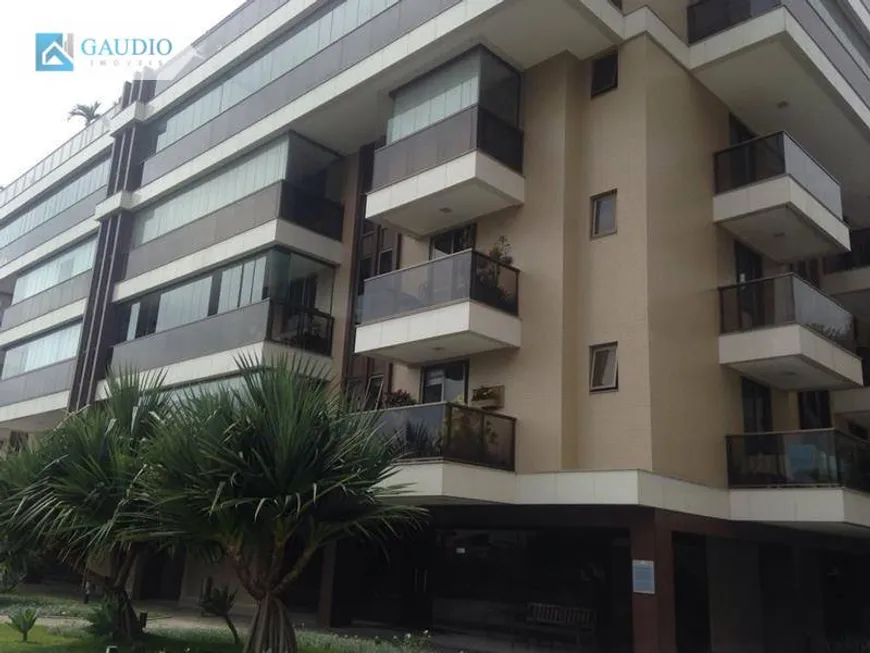 Foto 1 de Apartamento com 4 Quartos à venda, 114m² em Piratininga, Niterói