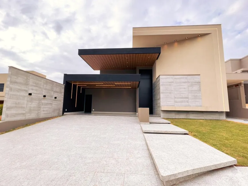 Foto 1 de Casa de Condomínio com 4 Quartos à venda, 250m² em Residencial Gaivota I, São José do Rio Preto