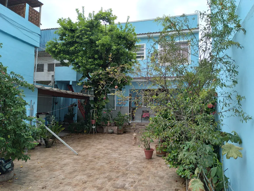 Foto 1 de Casa com 4 Quartos à venda, 179m² em Vista Alegre, Rio de Janeiro