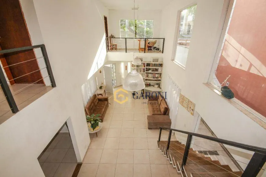 Foto 1 de Casa de Condomínio com 4 Quartos à venda, 350m² em City America, São Paulo