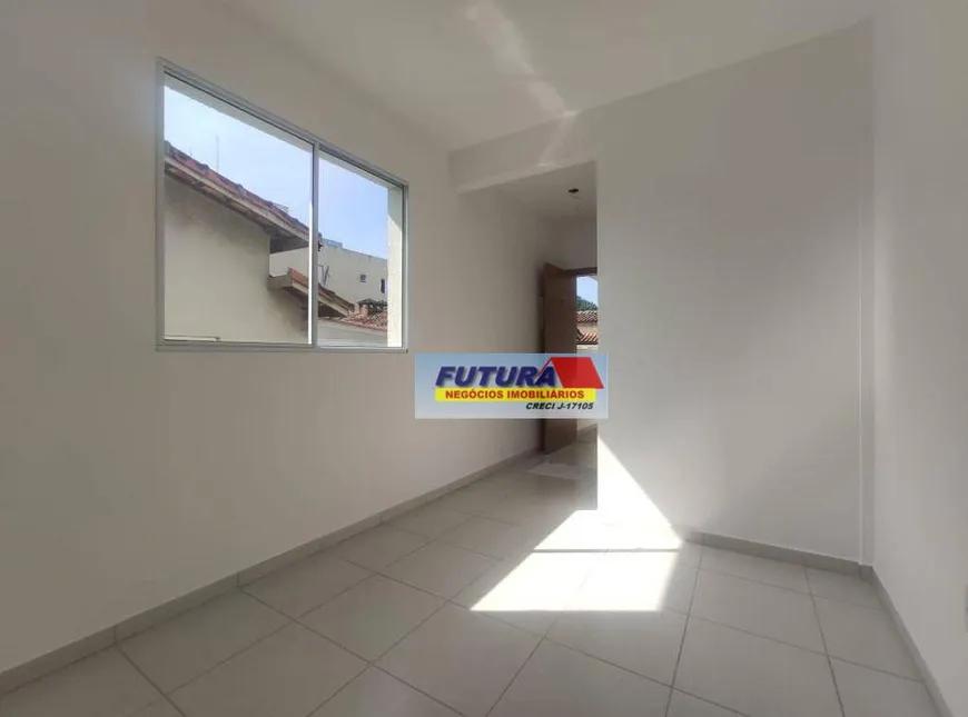 Foto 1 de Apartamento com 2 Quartos à venda, 48m² em Vila Voturua, São Vicente