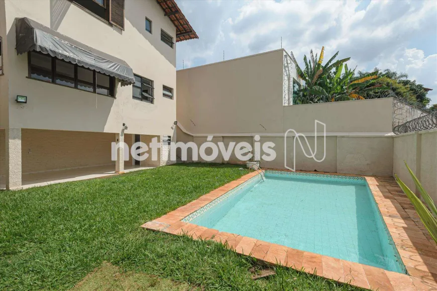 Foto 1 de Casa com 3 Quartos para alugar, 314m² em Belvedere, Belo Horizonte