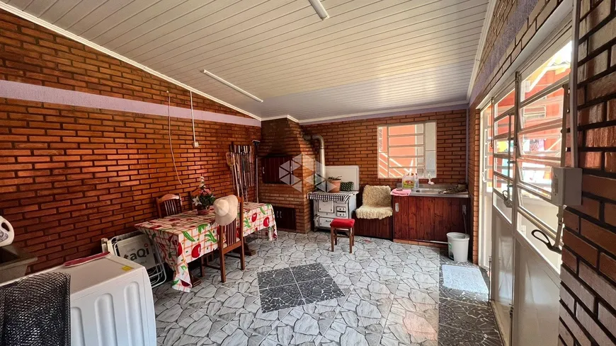 Foto 1 de Casa com 3 Quartos à venda, 135m² em Vila Parque Brasilia, Cachoeirinha