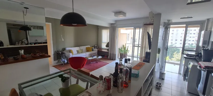 Foto 1 de Apartamento com 1 Quarto para alugar, 75m² em Recreio Dos Bandeirantes, Rio de Janeiro