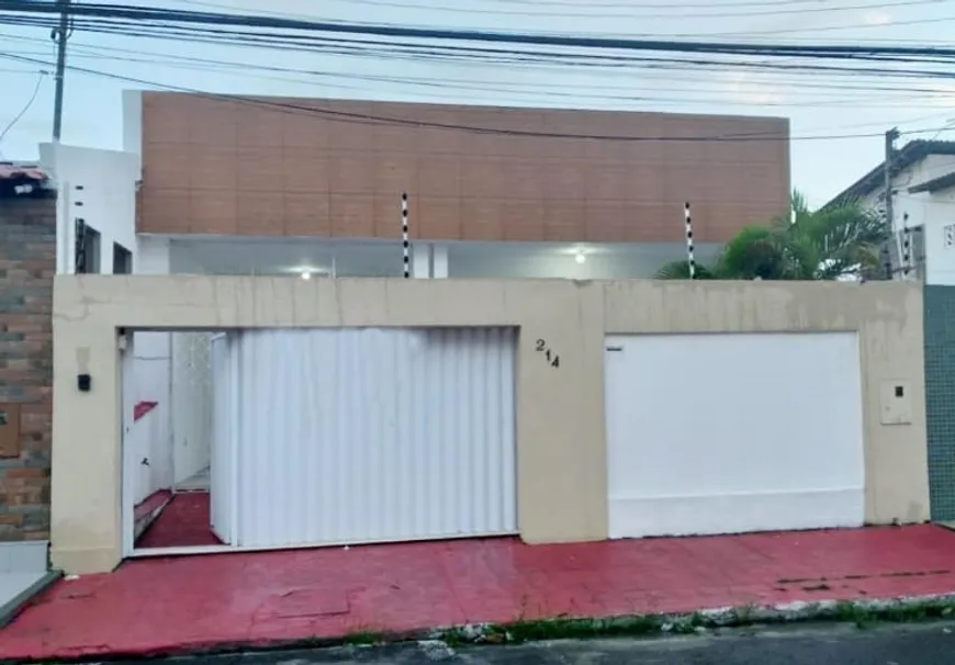 Foto 1 de Casa com 3 Quartos à venda, 260m² em Grageru, Aracaju