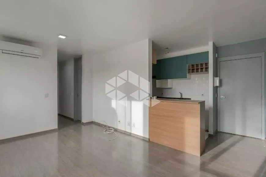 Foto 1 de Apartamento com 3 Quartos à venda, 67m² em Humaitá, Porto Alegre