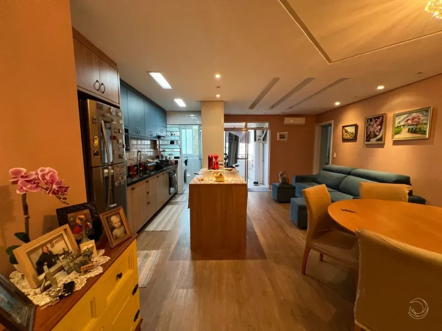 Foto 1 de Apartamento com 2 Quartos à venda, 73m² em Itacorubi, Florianópolis