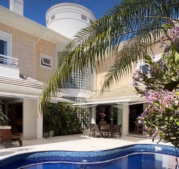 Foto 1 de Casa com 5 Quartos à venda, 640m² em Jurerê Internacional, Florianópolis