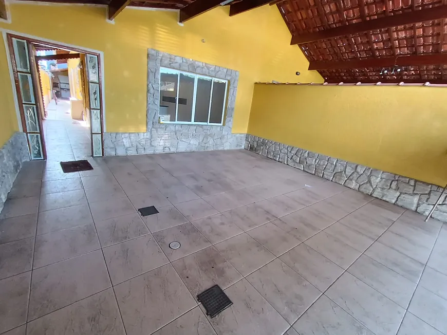 Foto 1 de Casa com 3 Quartos à venda, 180m² em Tude Bastos, Praia Grande