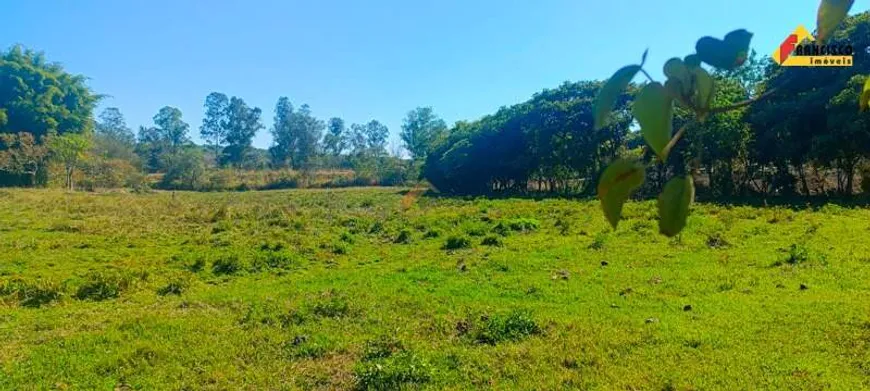 Foto 1 de Fazenda/Sítio com 6 Quartos à venda, 30000m² em Area Rural de Divinopolis, Divinópolis