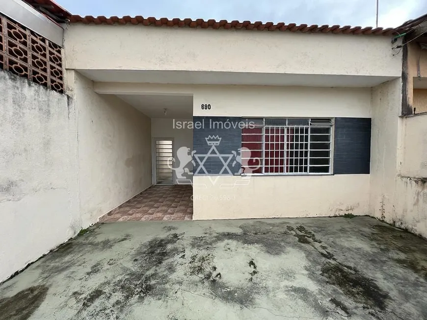 Foto 1 de Casa com 2 Quartos à venda, 60m² em Indaiá, Caraguatatuba