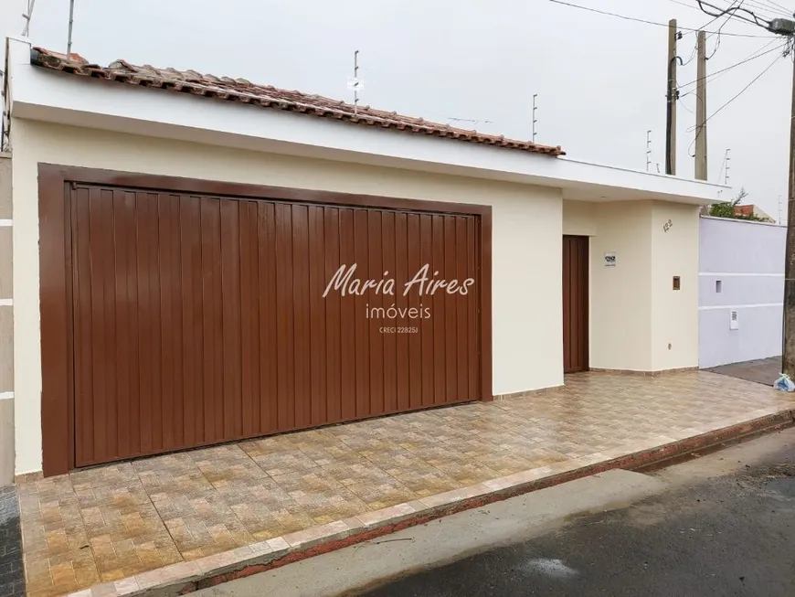 Foto 1 de Casa com 3 Quartos à venda, 110m² em Jardim Ipanema, São Carlos