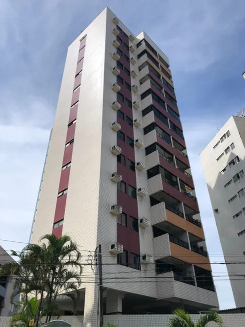 Foto 1 de Apartamento com 3 Quartos à venda, 74m² em Prado, Recife