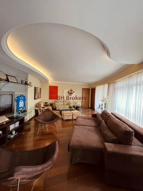 Foto 1 de Apartamento com 4 Quartos à venda, 193m² em Belvedere, Belo Horizonte