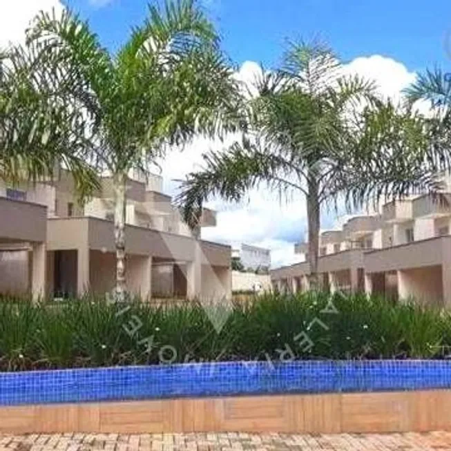 Foto 1 de Casa de Condomínio com 3 Quartos à venda, 160m² em Goiania 2, Goiânia