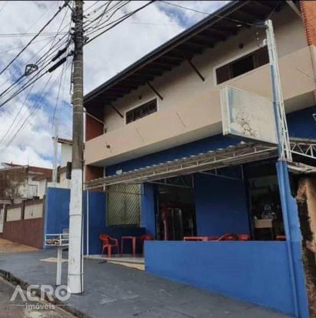 Foto 1 de Casa com 3 Quartos à venda, 309m² em Vila Camargo, Bauru