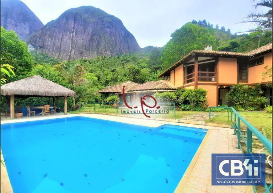 Foto 1 de Casa de Condomínio com 7 Quartos à venda, 850m² em Araras, Petrópolis