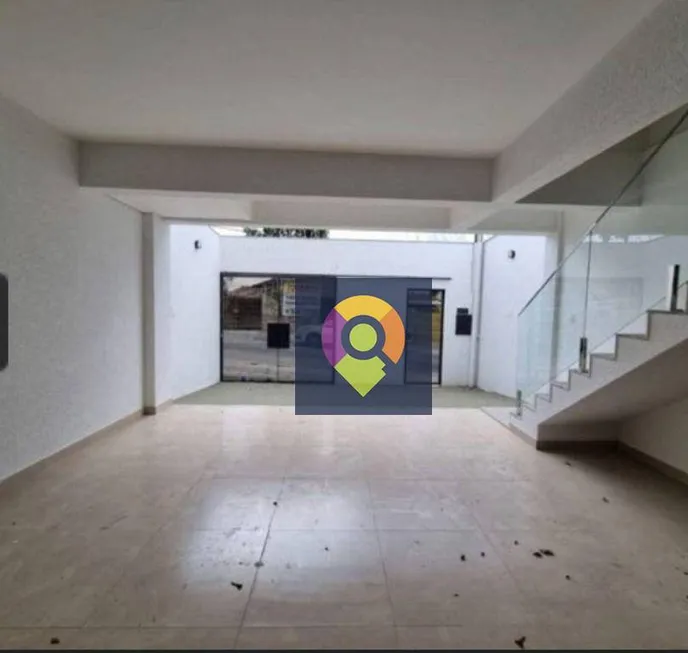 Foto 1 de Casa com 3 Quartos à venda, 180m² em Santa Mônica, Belo Horizonte